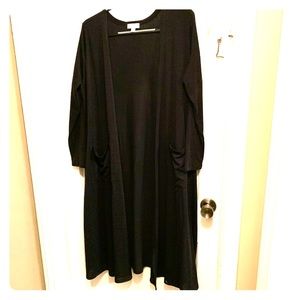 🦄Solid Black Sarah🦄